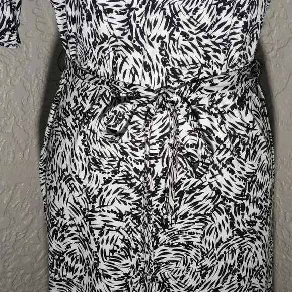 Velvet torch midi dress - Picture 8 of 8